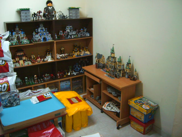 lego_corner.jpg