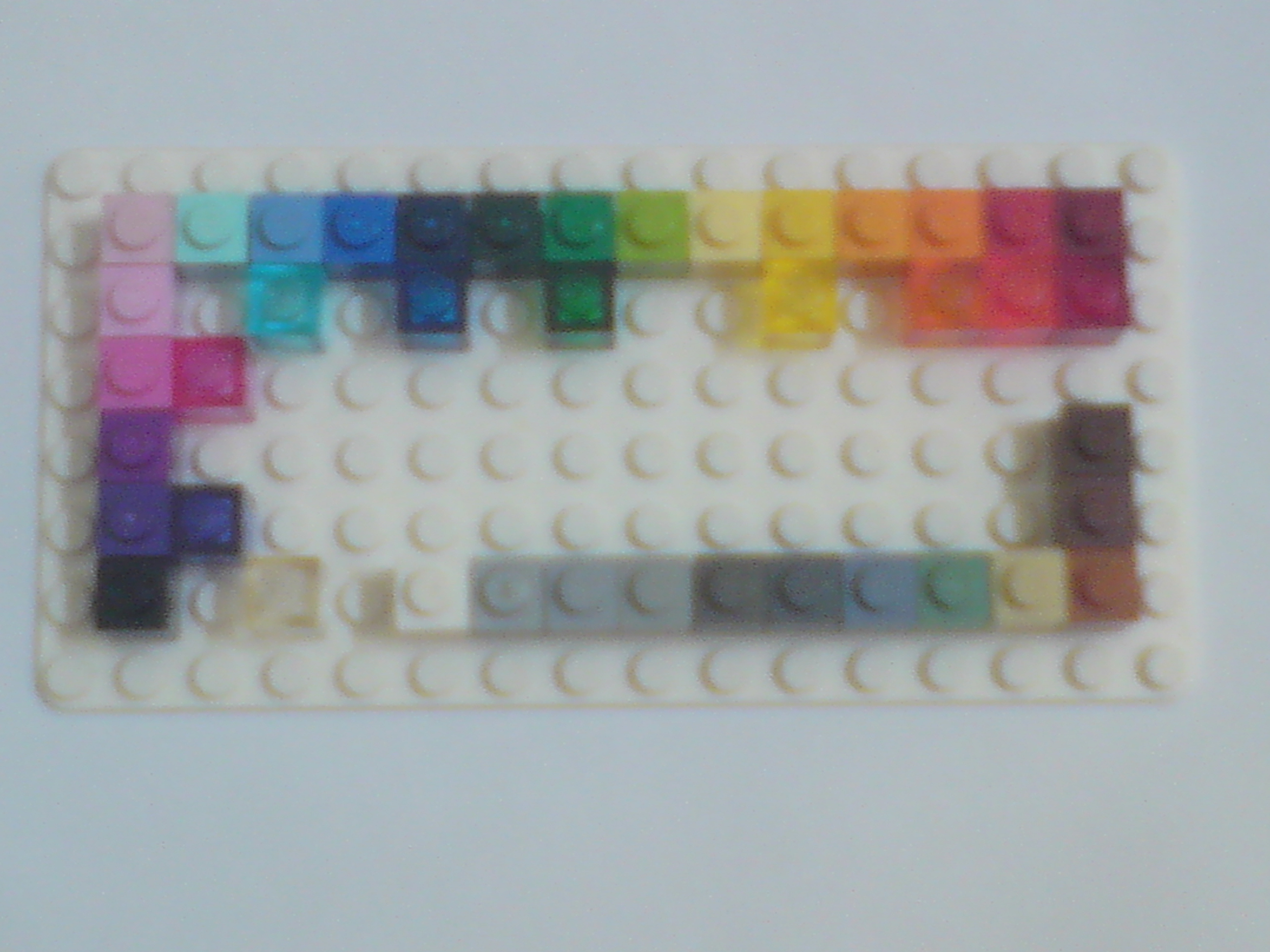 03b_1x1_colour_bricks_20090813.jpg