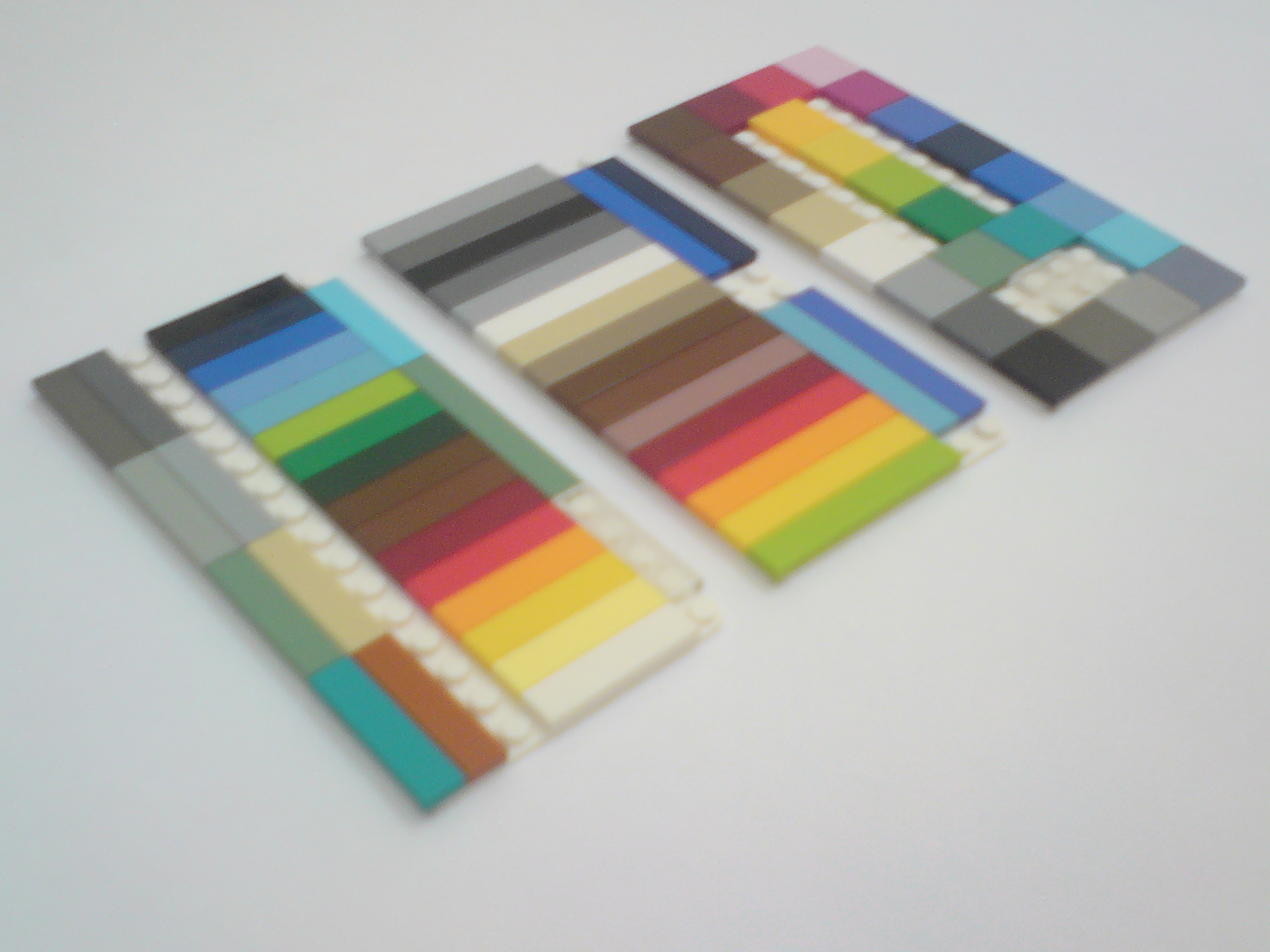 05a_colour_tiles_20090813.jpg