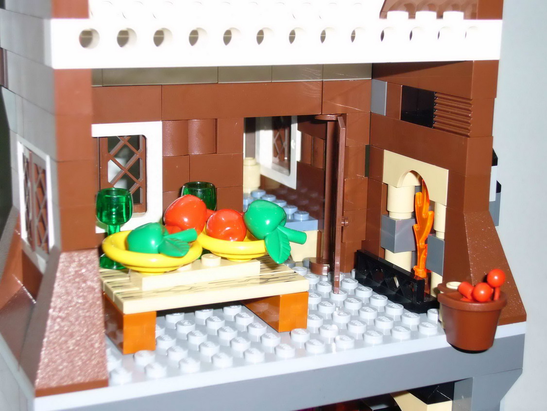 13_1st_floor_interior.jpg