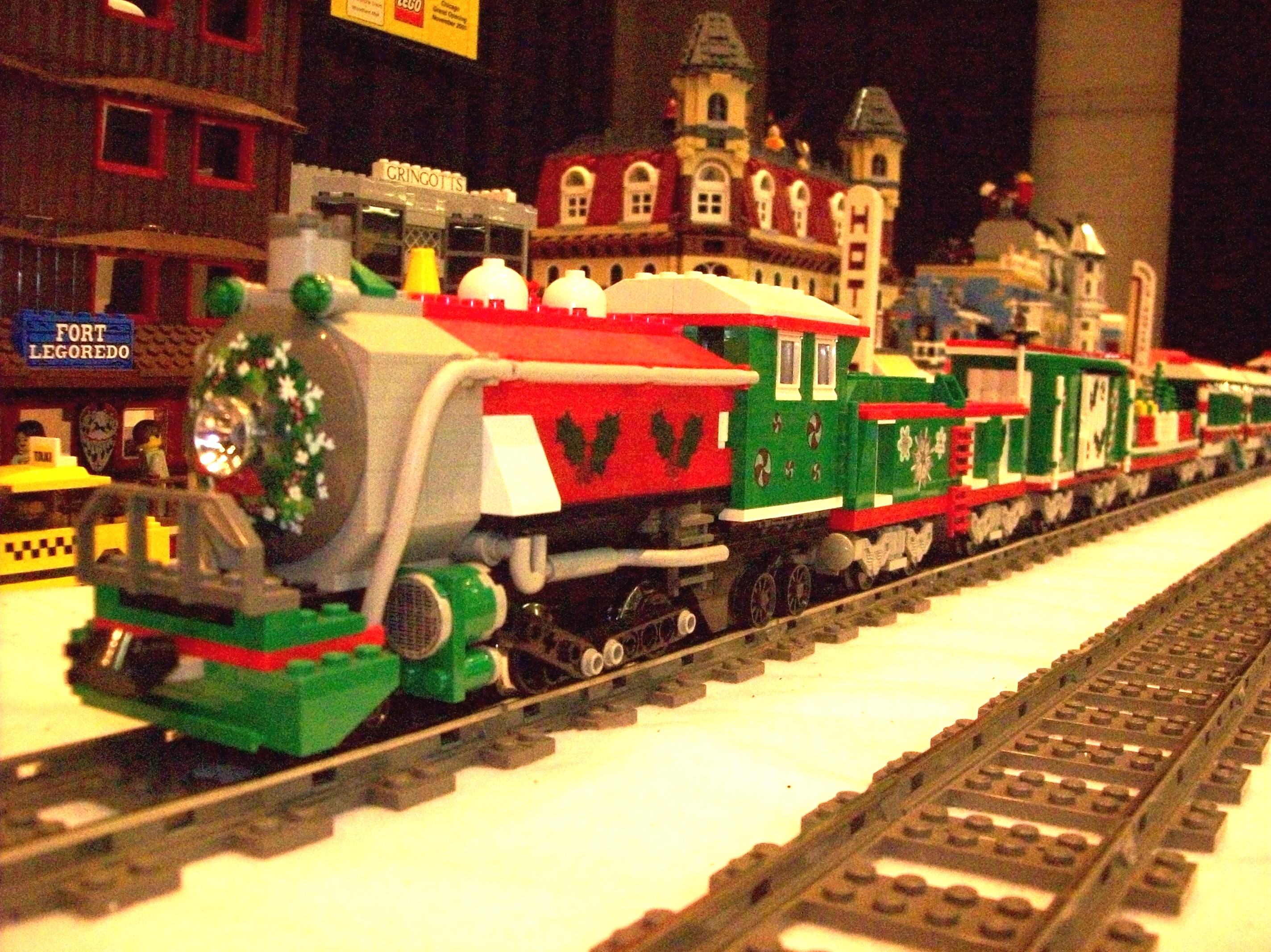 christmas_train.jpg