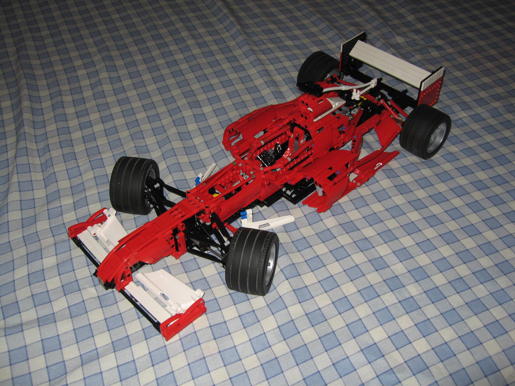 ferrari01.jpg