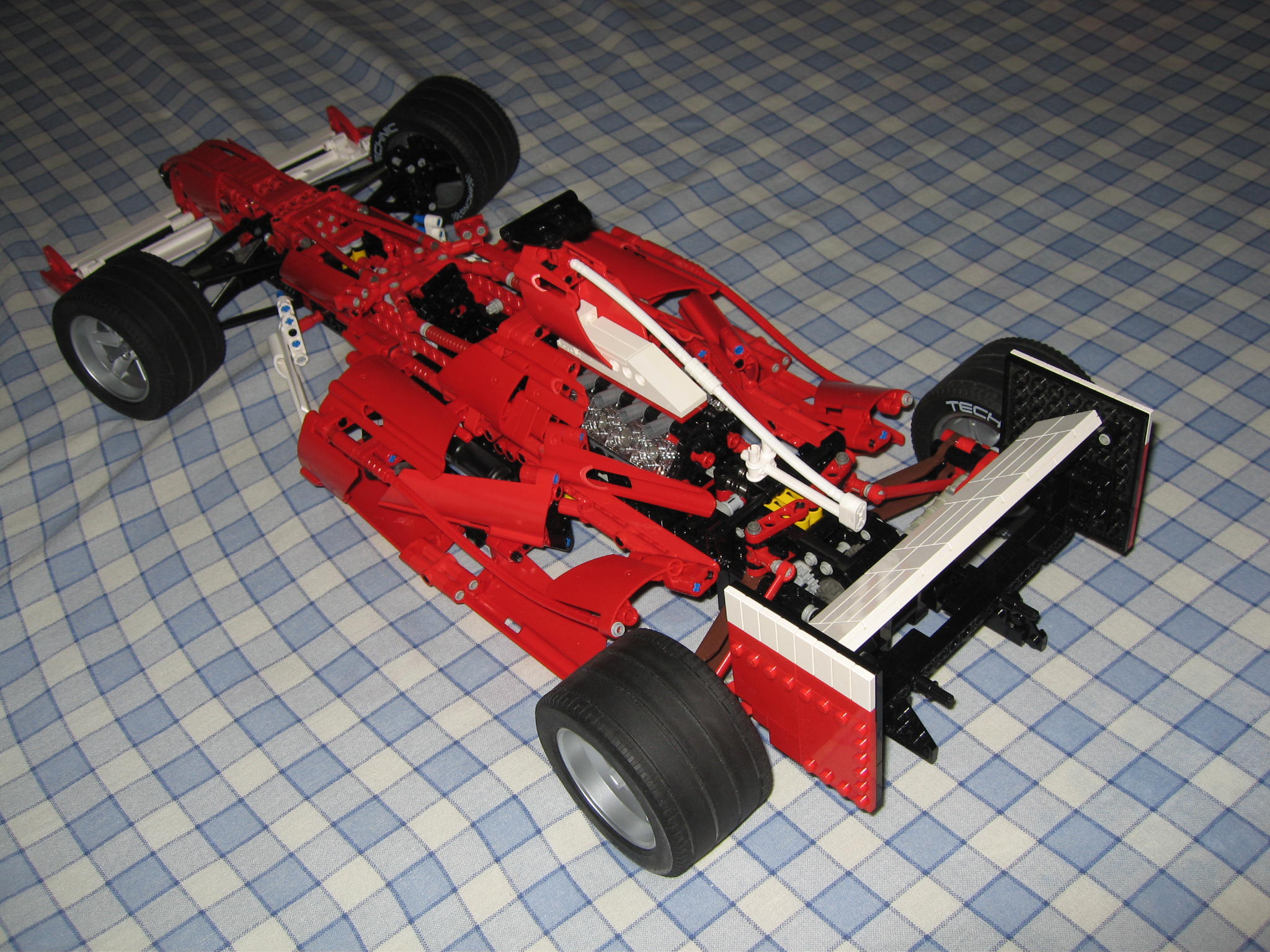 ferrari03.jpg