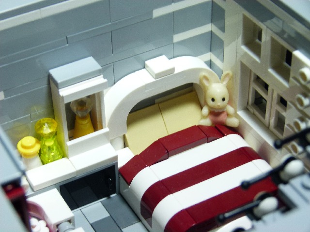 p1010842-bed.jpg