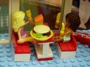 19-p1040555-eating.jpg