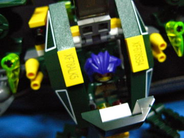 047.jpg