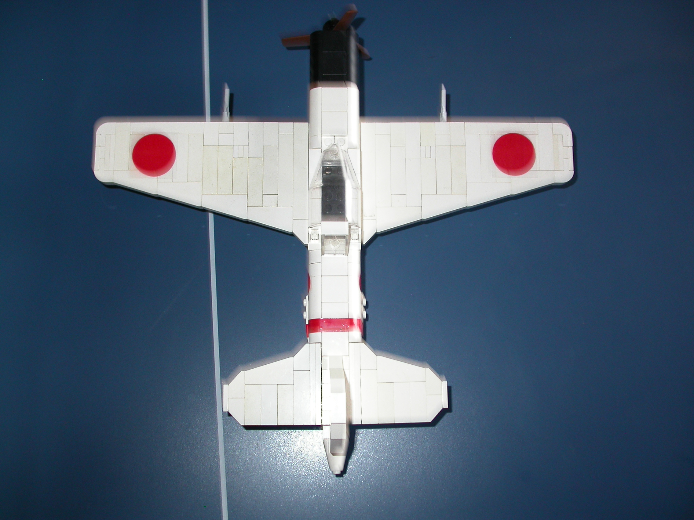 mitsubishi_a6m_zero_4.jpg