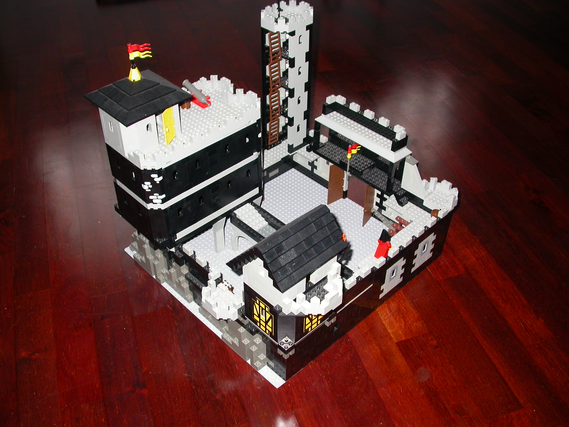 castle_black_5.jpg