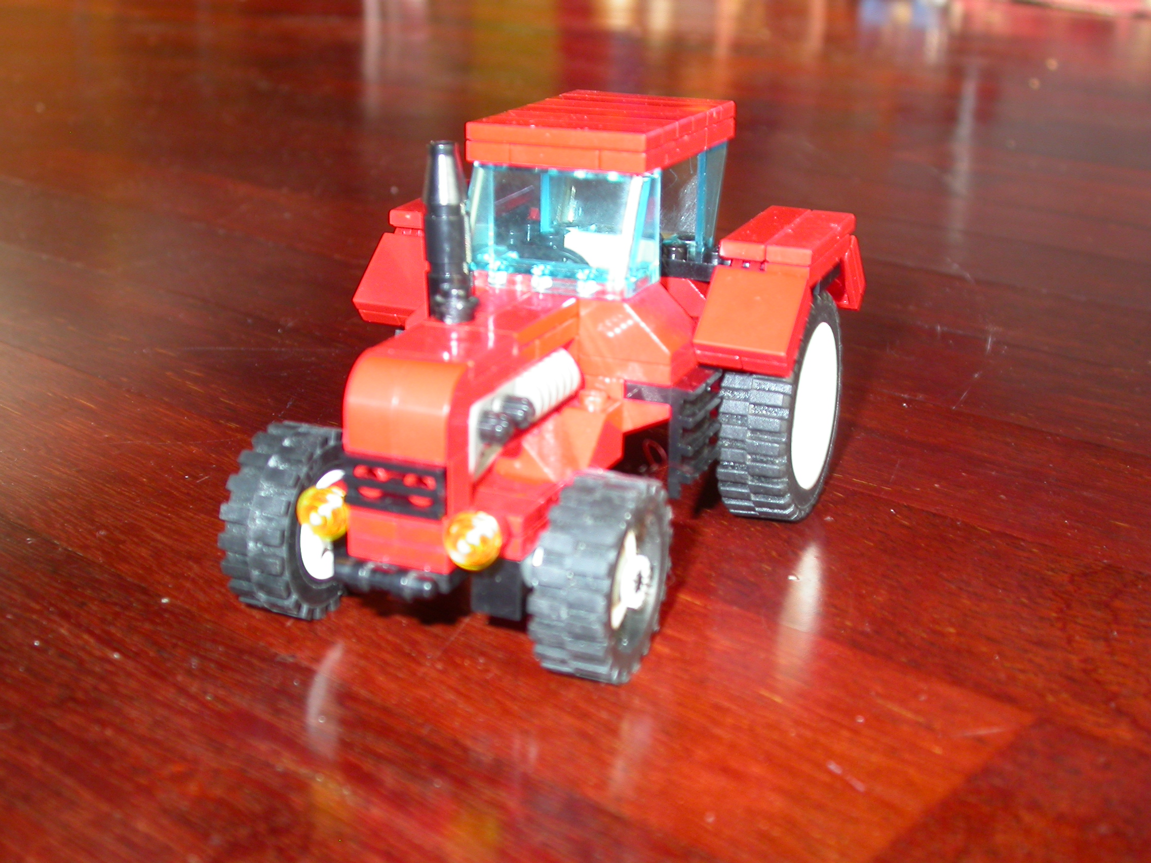 tractor_2.jpg