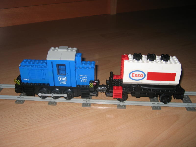 7816esso05.jpg