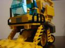 lego_corn_combine_harvester_04_-_clayton.jpg
