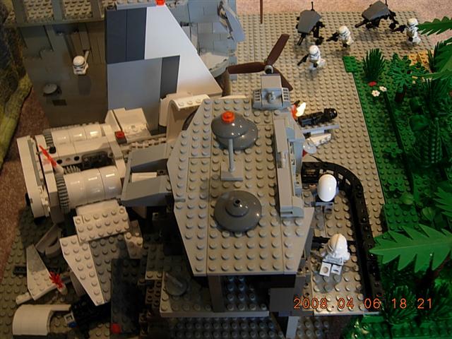 imperial_landing_craft_crash_006.jpg