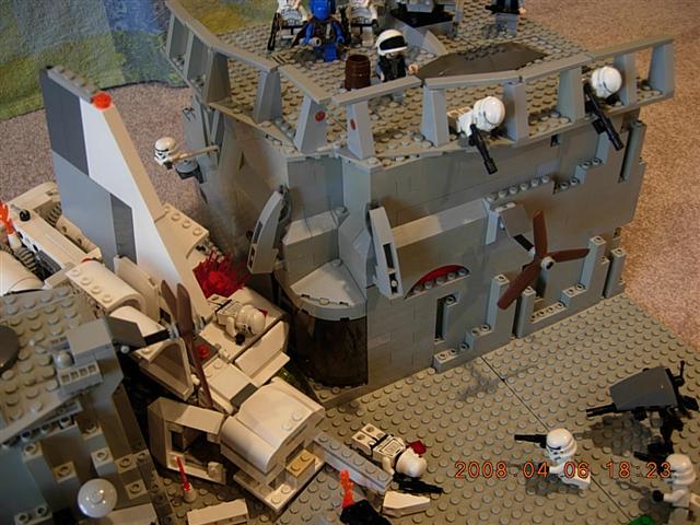 imperial_landing_craft_crash_010.jpg