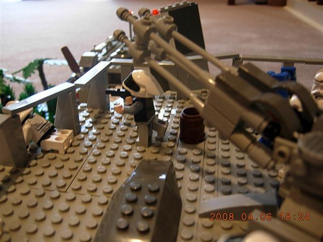 imperial_landing_craft_crash_015.jpg