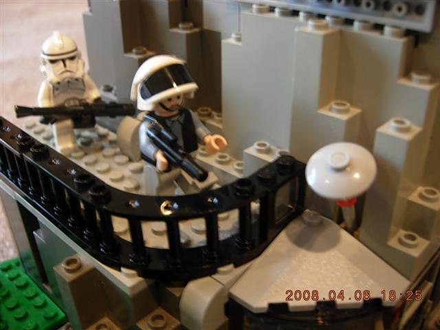 imperial_landing_craft_crash_021.jpg