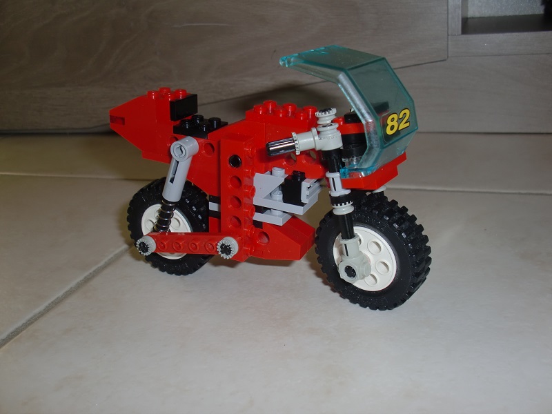 8210.jpg