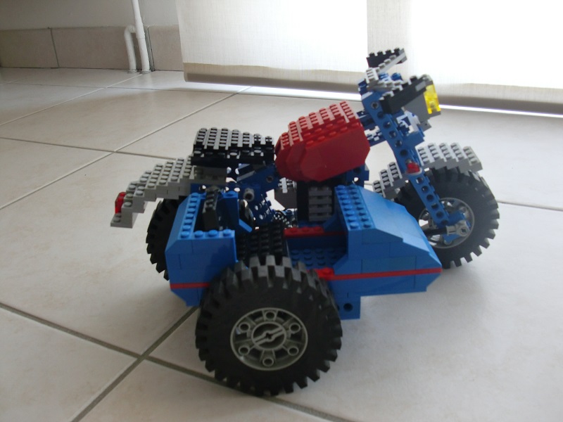 857.jpg