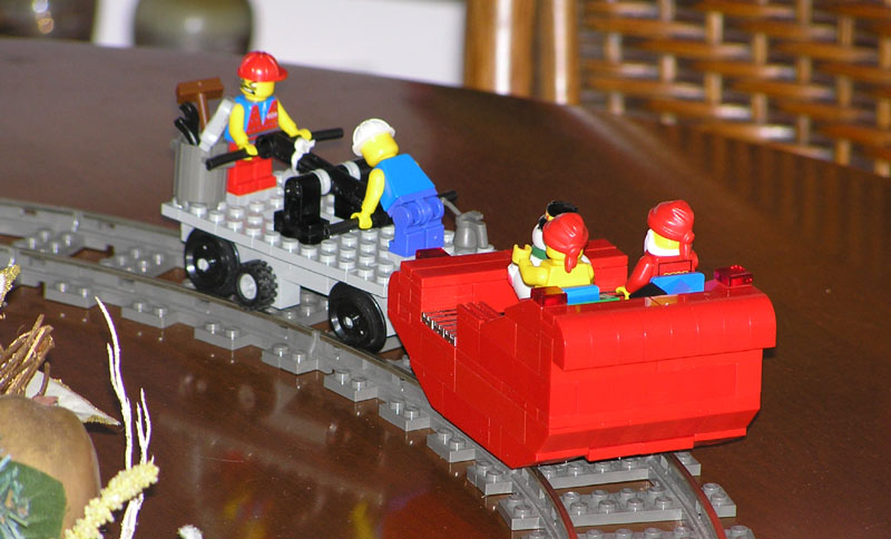 christmas_handcar_3.jpg