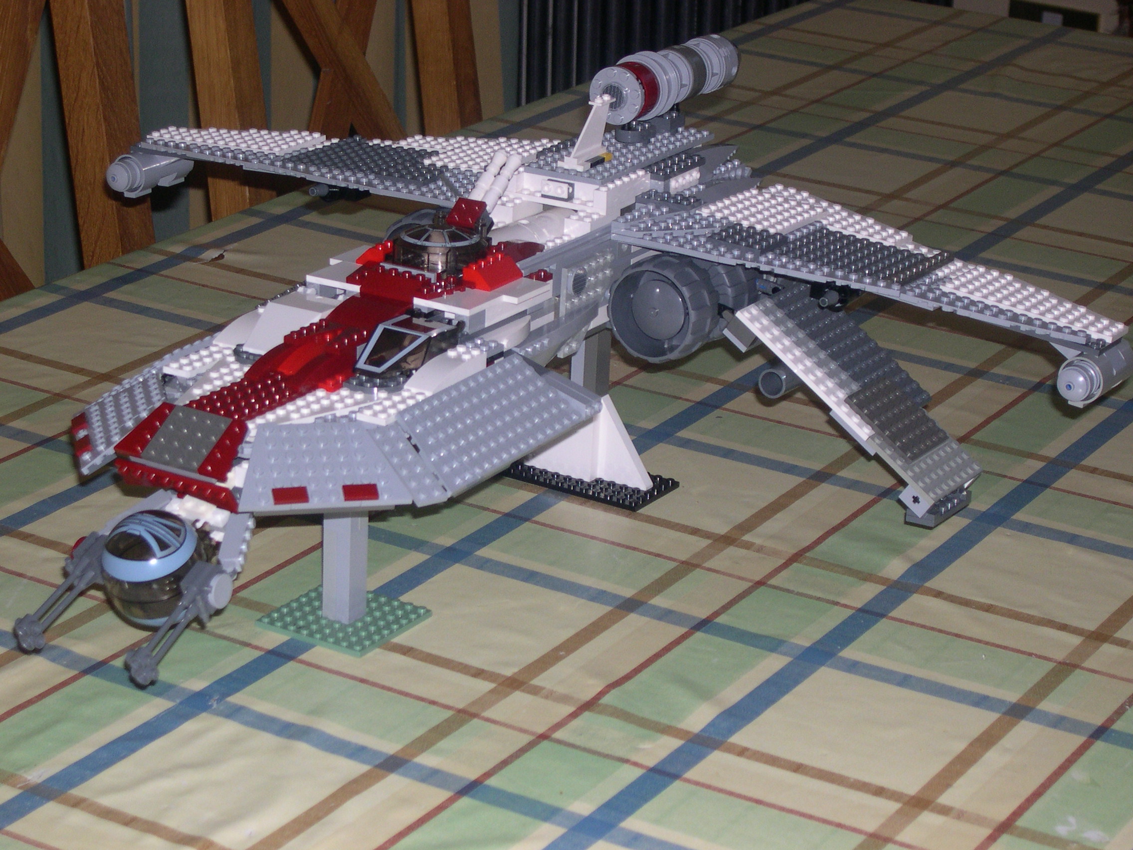 k-wing__lego_023.jpg