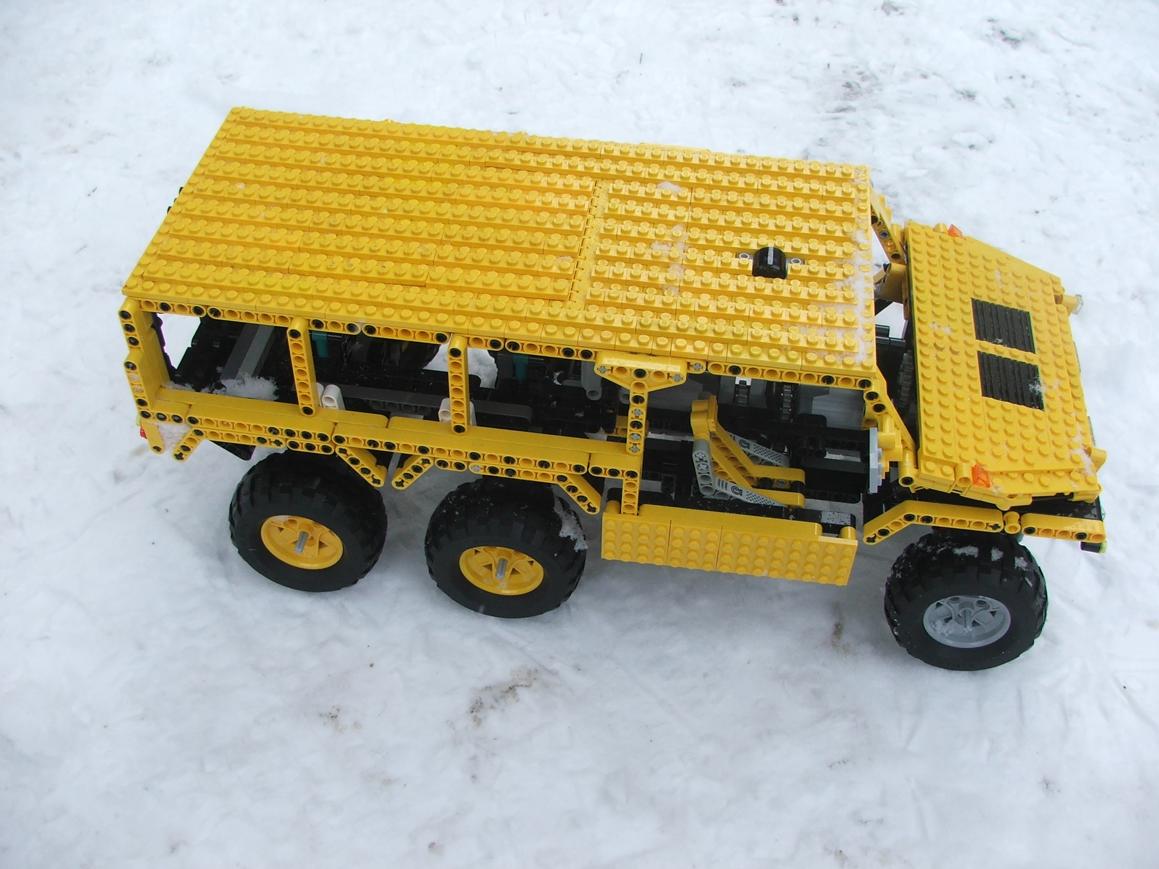 the_hungarian_lego_hummer_008.jpg