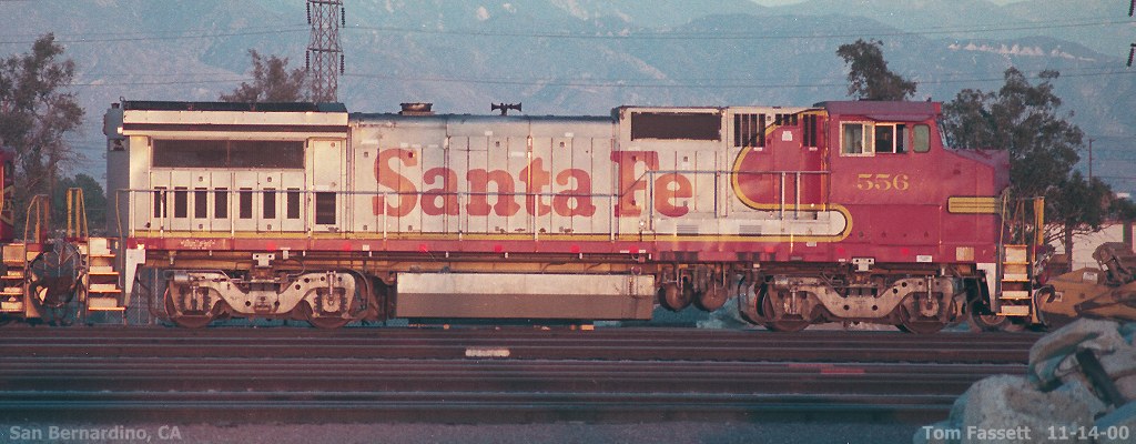 b556_atsf_ge_b40-8w.jpg