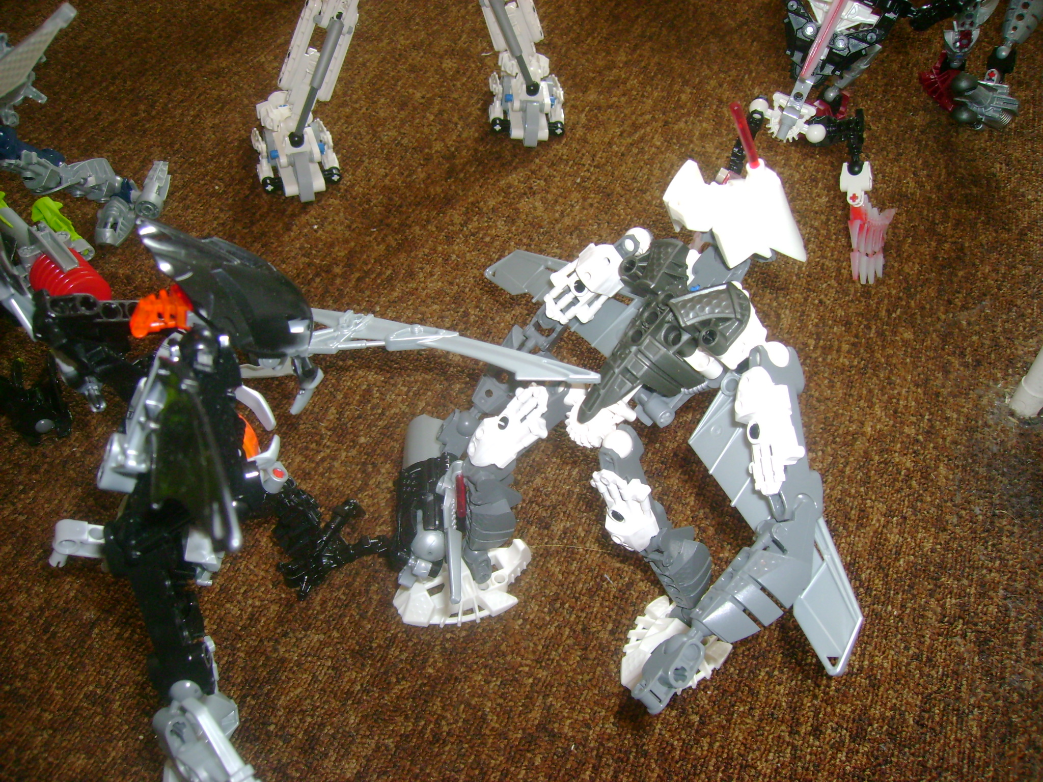 kopaka_and_chirox.jpg