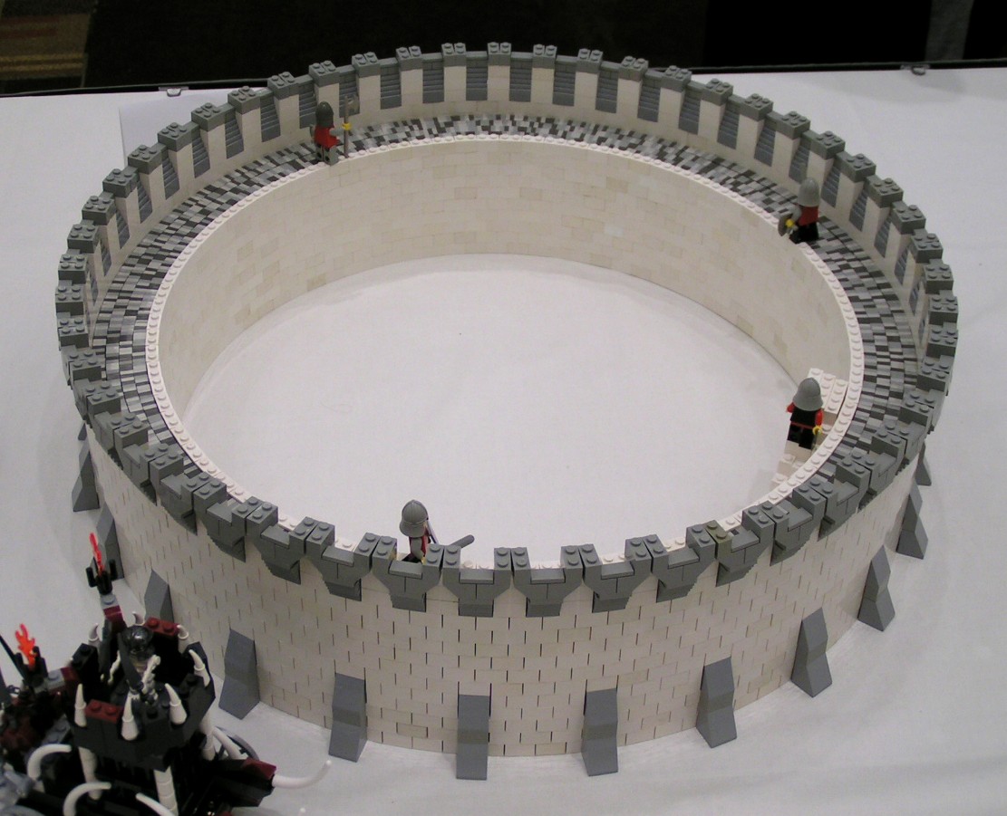 round_colluseum1.jpg