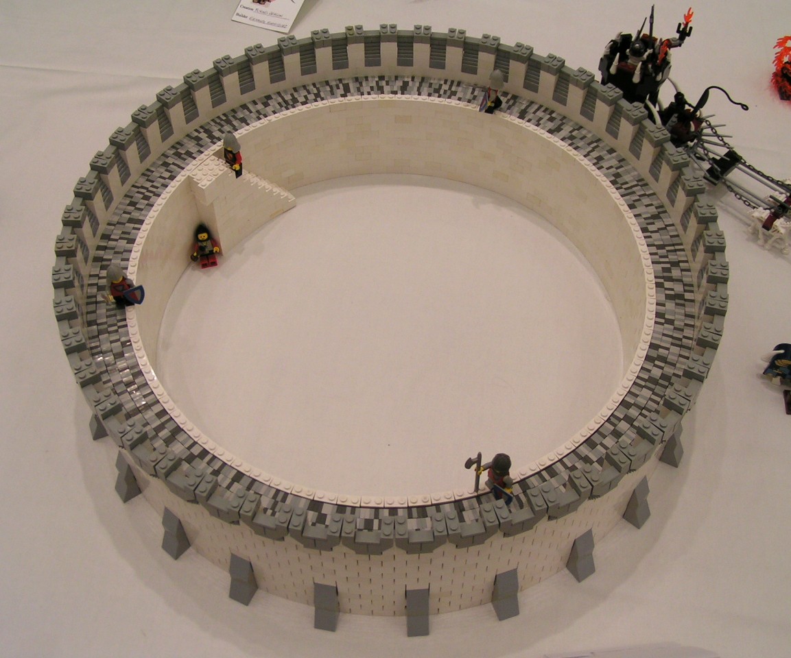 round_colluseum2.jpg