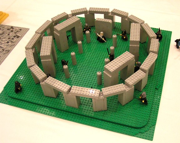 stonehenge1.jpg