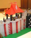 ccc_-_tall_walls_roofed_wall_next_to_gate2.jpg