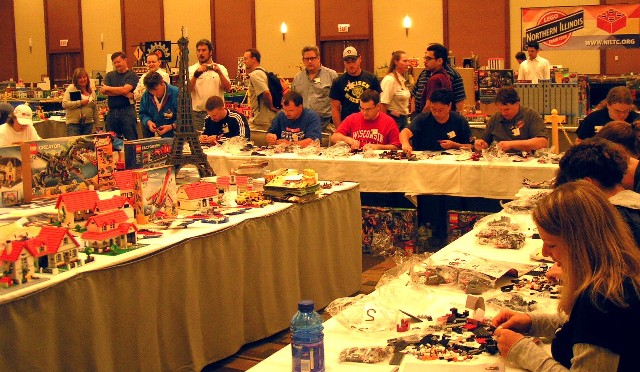 contestants_speed_building3.jpg