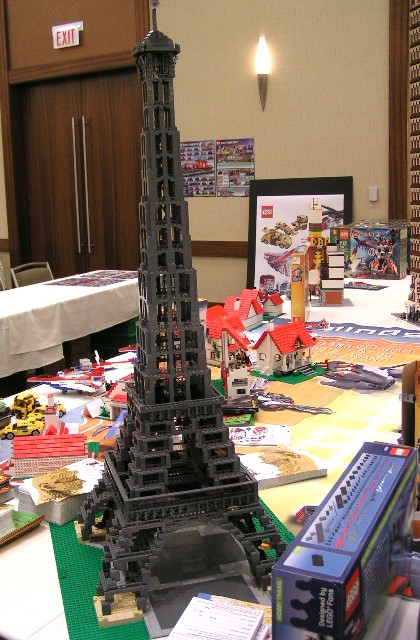eiffel_tower_set.jpg