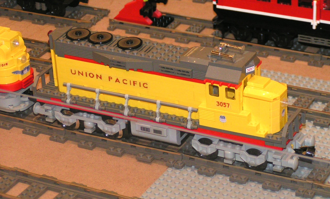 yellow_union_pacific_engine.jpg