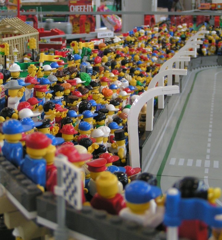 indyspeedway-fans1.jpg