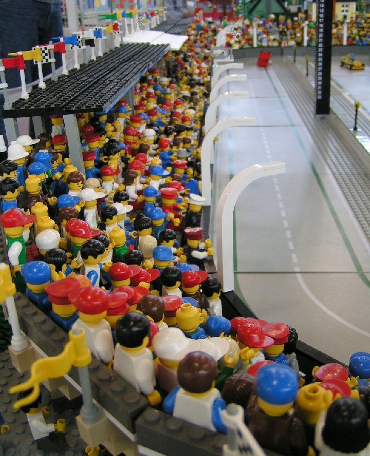 indyspeedway-fans2.jpg