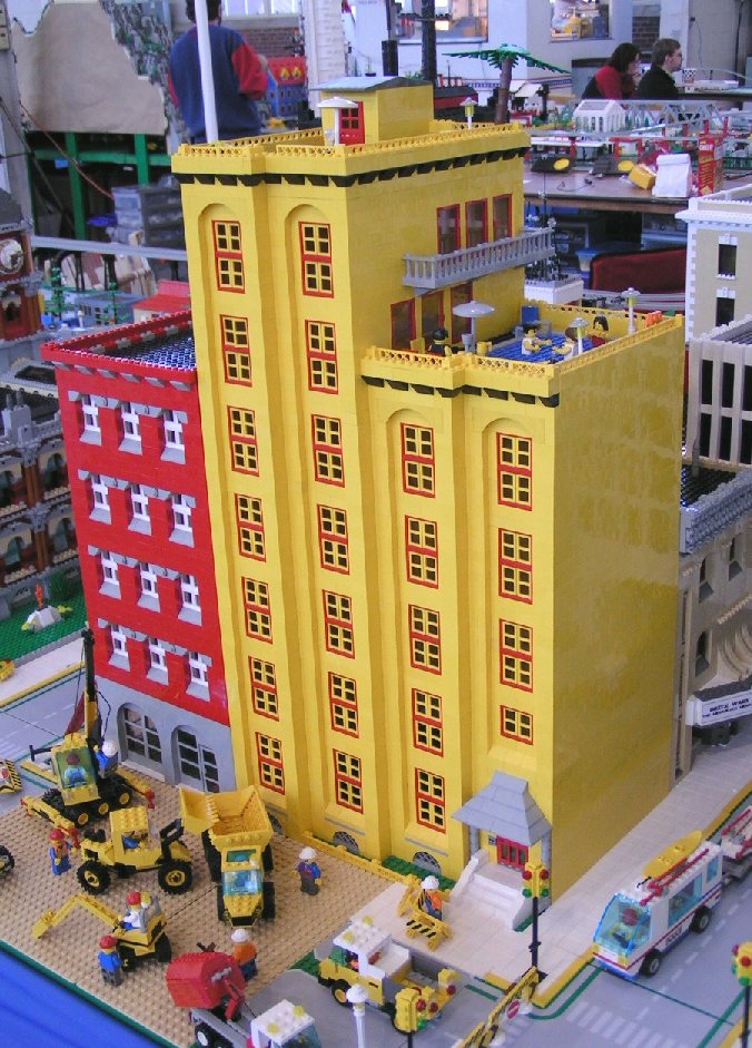 red-n-yellowbuildings.jpg