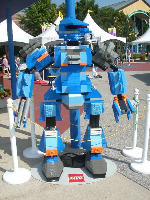 bigrobot-front.jpg