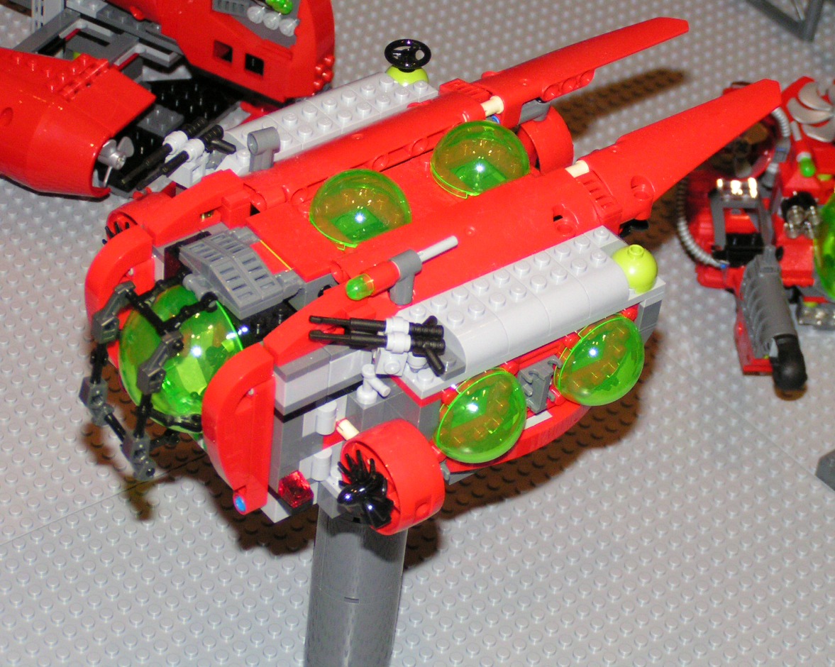 boxy_sub_with_bubble_windows.jpg