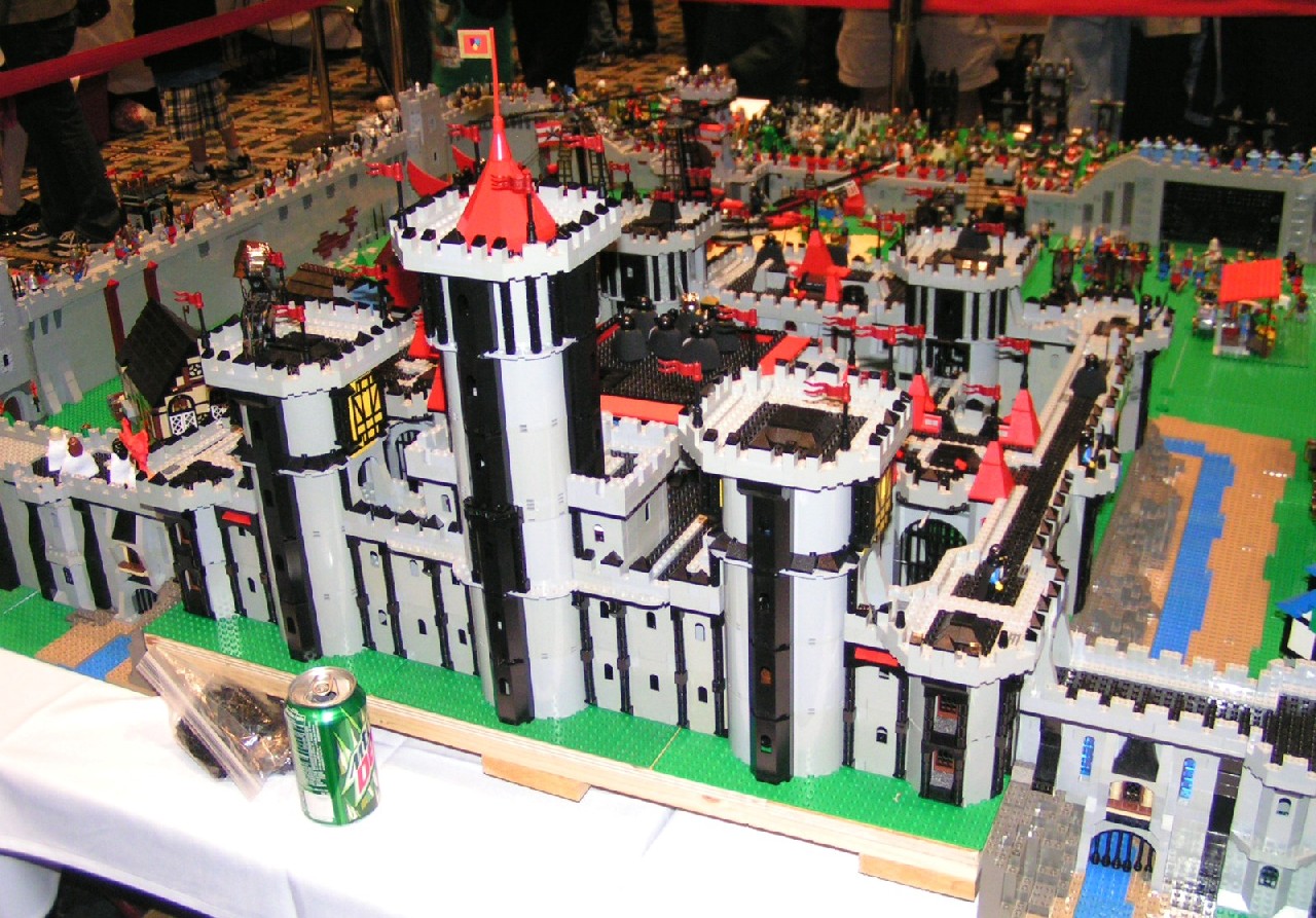 baron_castle_-_back.jpg