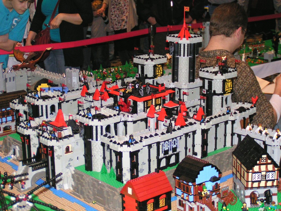 baron_castle_-_front_right.jpg