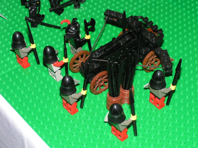 knights_with_ballista.jpg