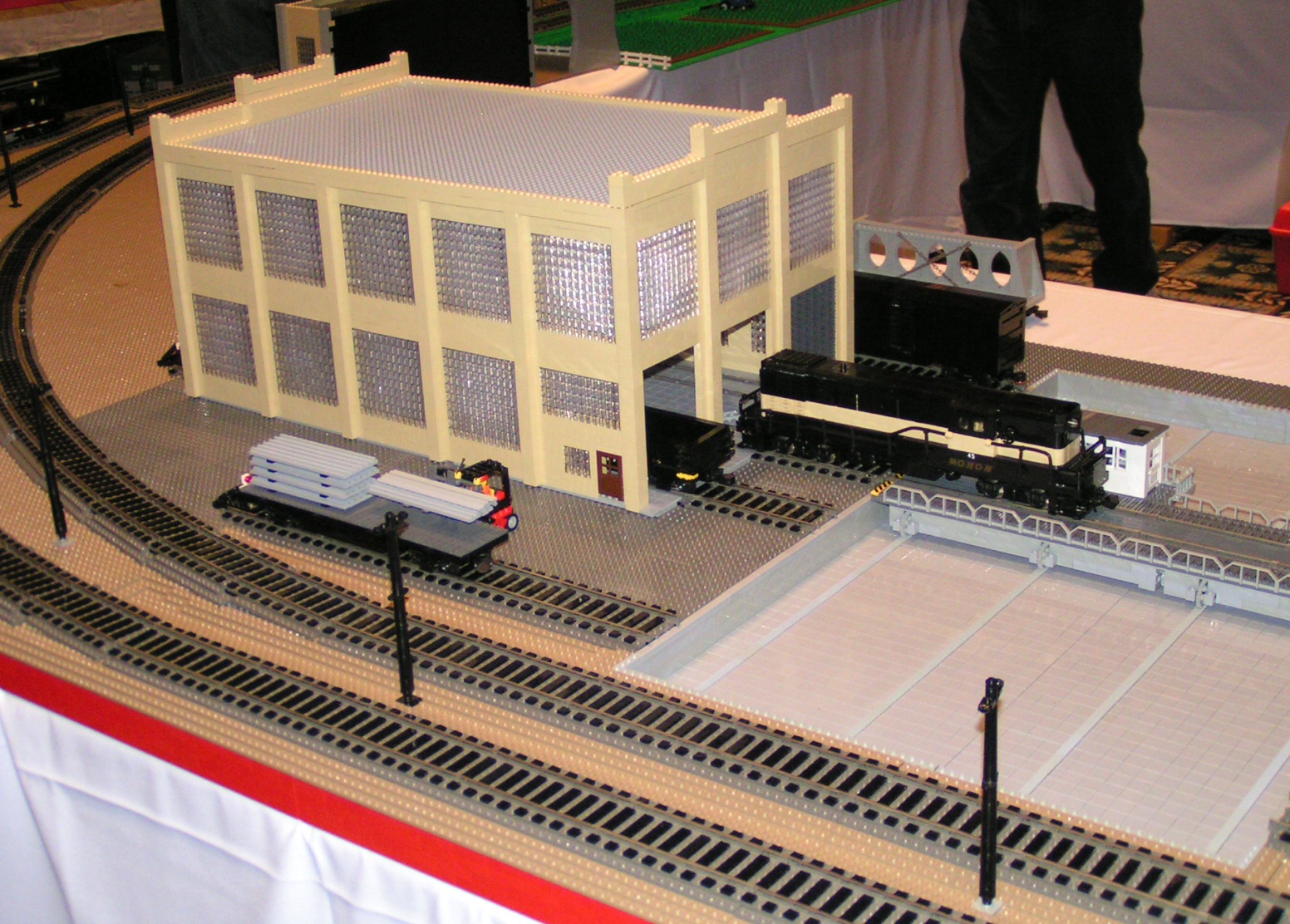 tan_train_shed.jpg