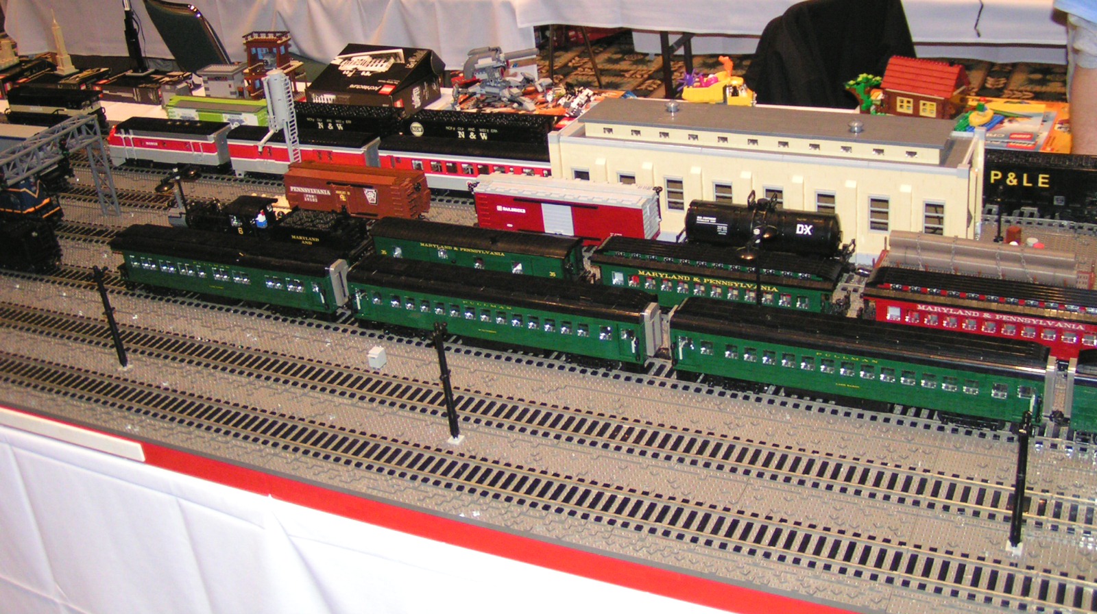 train_yard.jpg