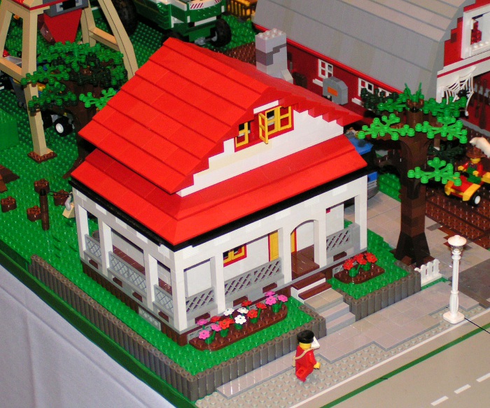 red_and_white_house.jpg