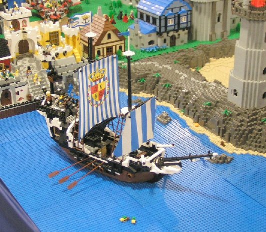 ship_-_blue_2_mast.jpg