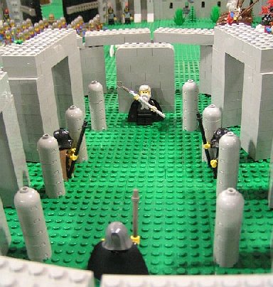 stonehenge_-_aisle_in_center.jpg