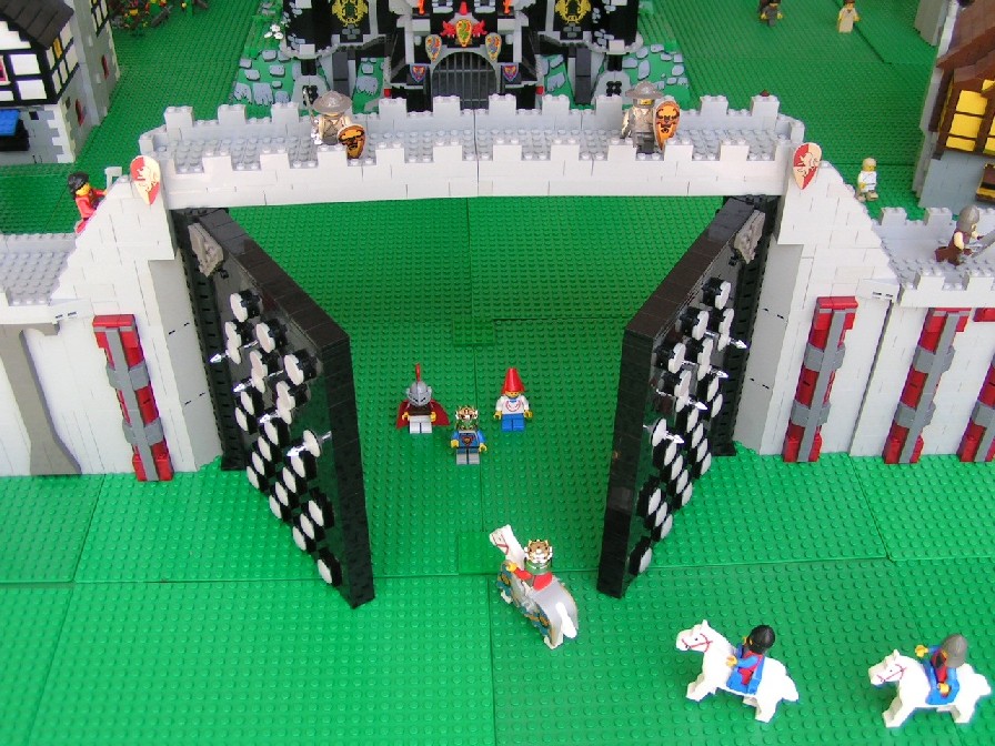 tall_wall_-_gate1.jpg