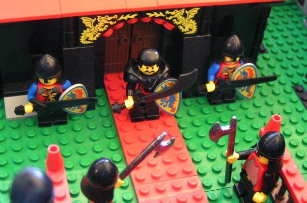 guards_to_black_and_red_castle.jpg