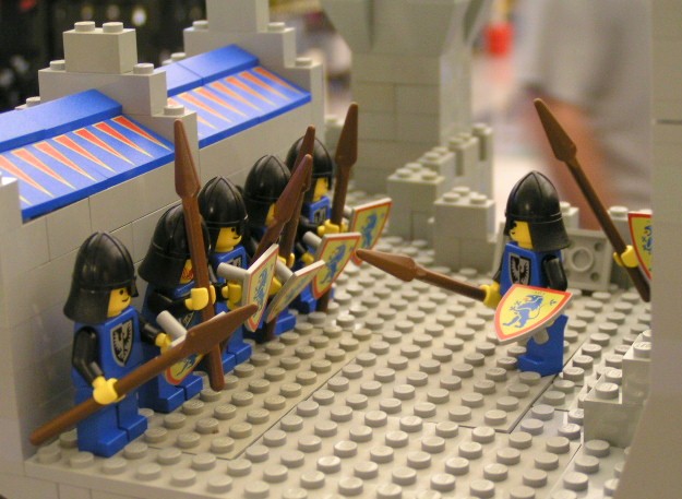 spearmen_atop_roof.jpg