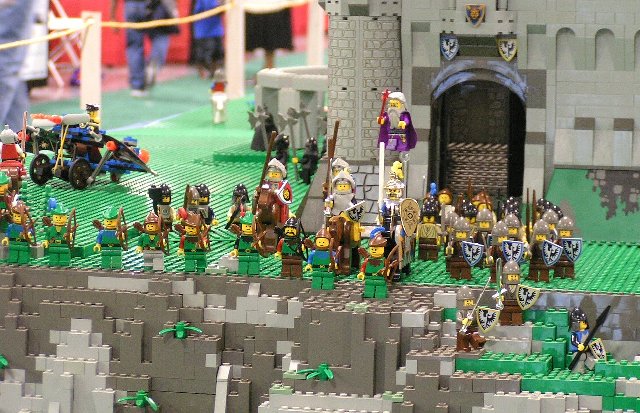 troops_in_front_of_barons_keep.jpg
